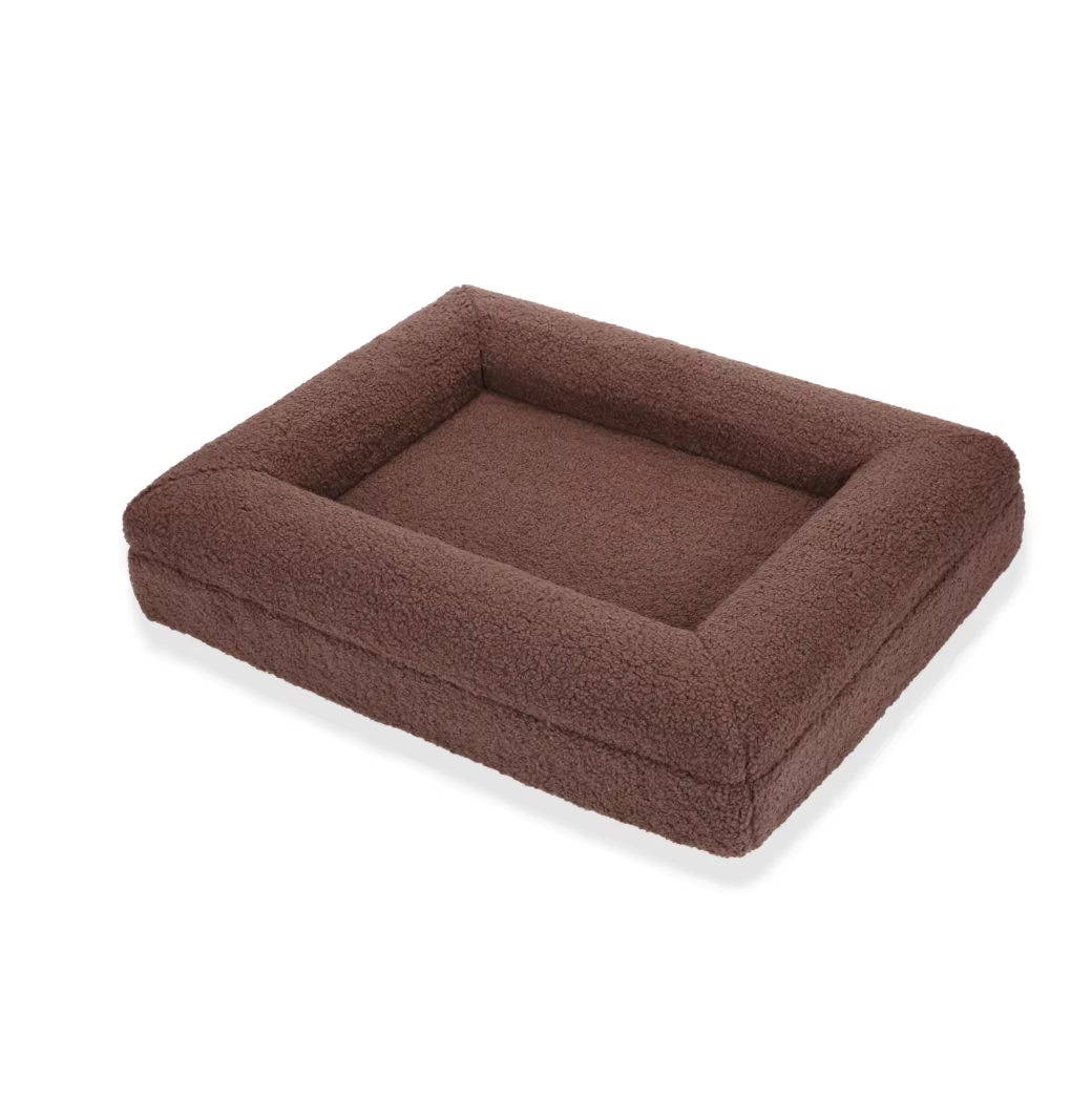 Cama retangular castanha de pelúcia para animais de estimação