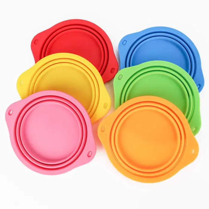 빨강, 파랑, 노랑의 다채로운 원형 실리콘 뚜껑