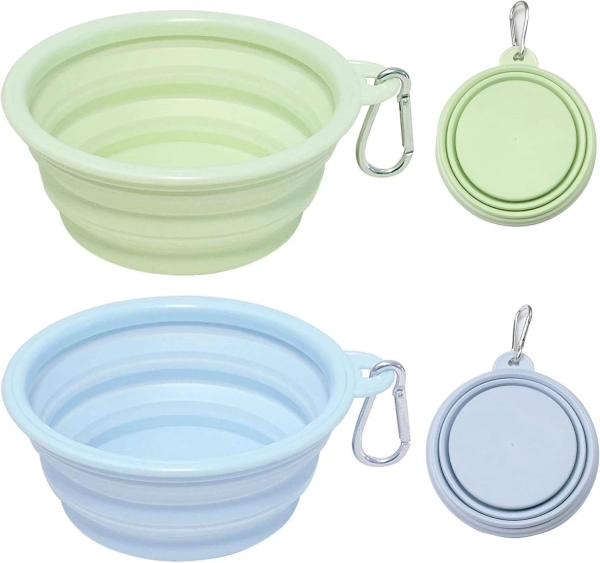 Collapsible silicone pet bowls with carabiners.