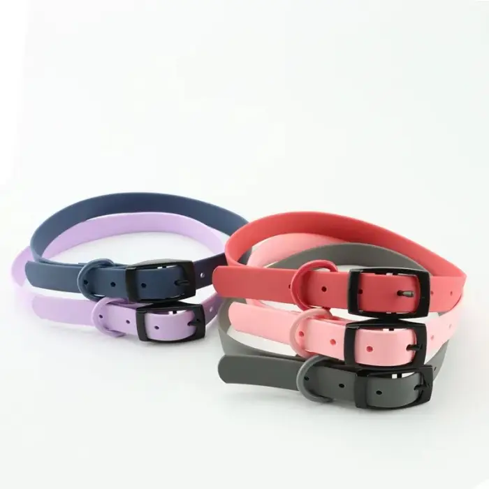 Colorful silicone pet collars with buckles