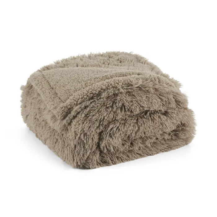 Weiche, gefaltete, flauschige Decke in Taupe